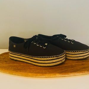 DKNY Platform Espadrilles Size 8